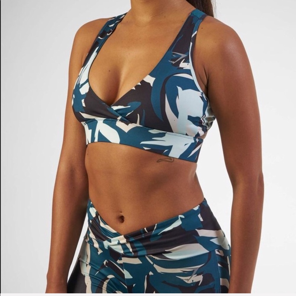 Nikki Blackketter X Gymshark BRA